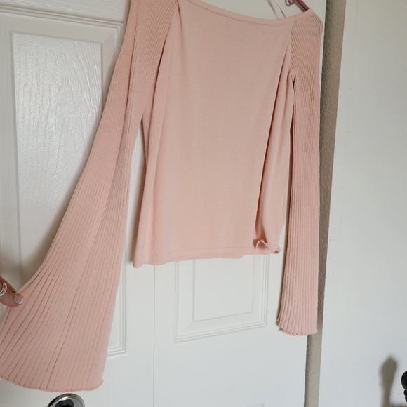 Ann Taylor flare sleeve top - Picture 4 of 7